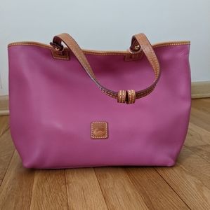 Spring Dooney & Bourke Tote 🌸